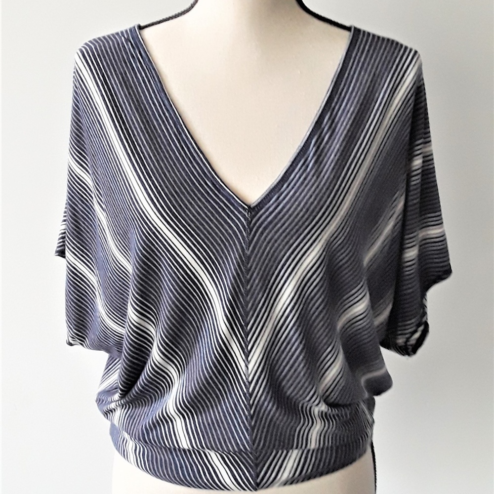 2 For $24 MAX STUDIO  Soft Bell Sleeve Top Sz S
